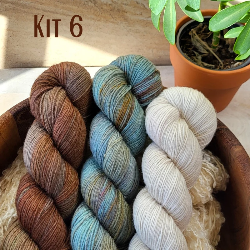 Venus Shawl - Knitting pattern and knitting kits
