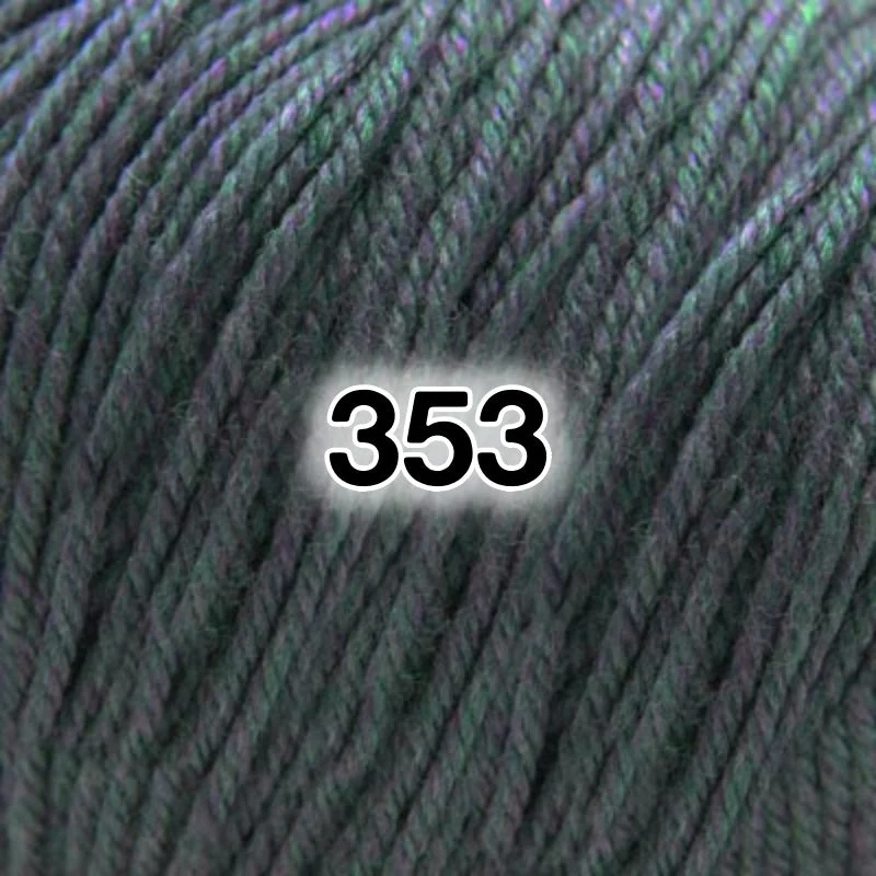 Cascade Yarns 220 Superwash
