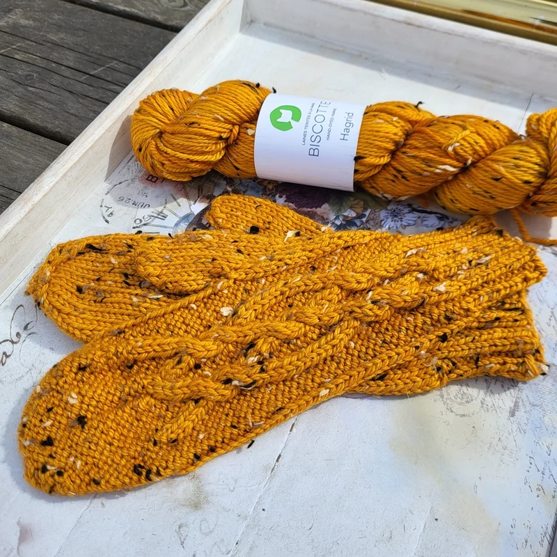 Into the Woods Mittens - Knitting pattern and knitting kits