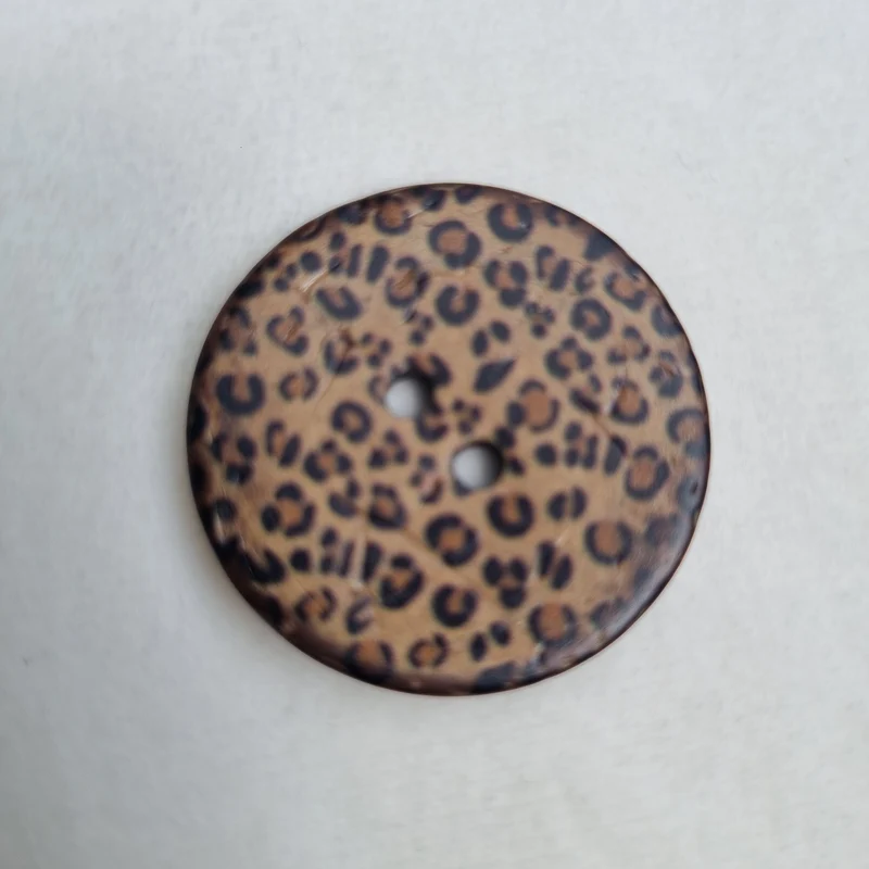 Boutons en Coquille de Coco – Motif Léopard – 30 mm