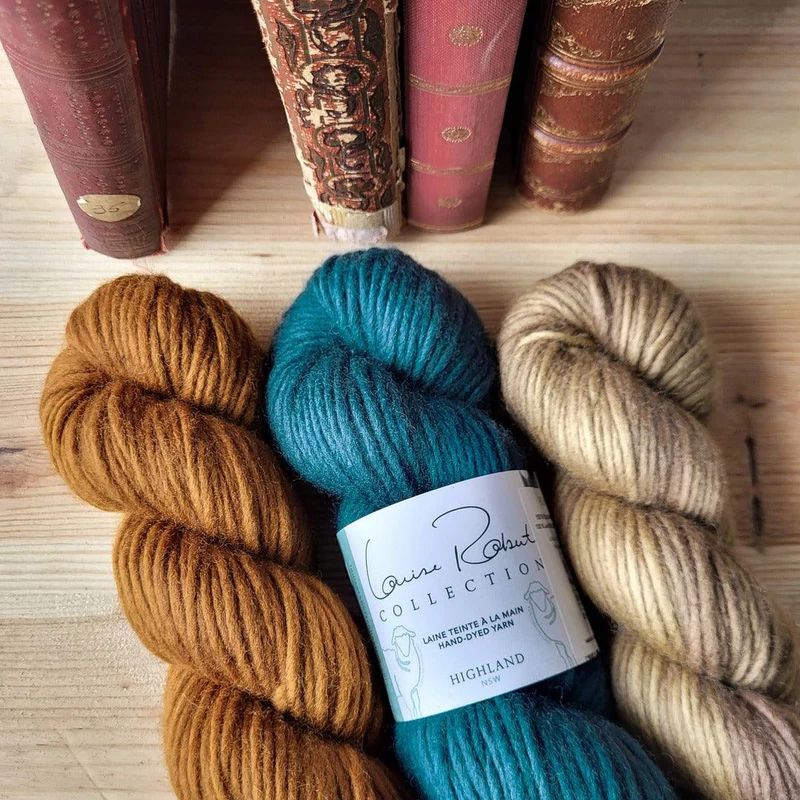 Trois Fois Passera Hat - knitting pattern and knitting kits