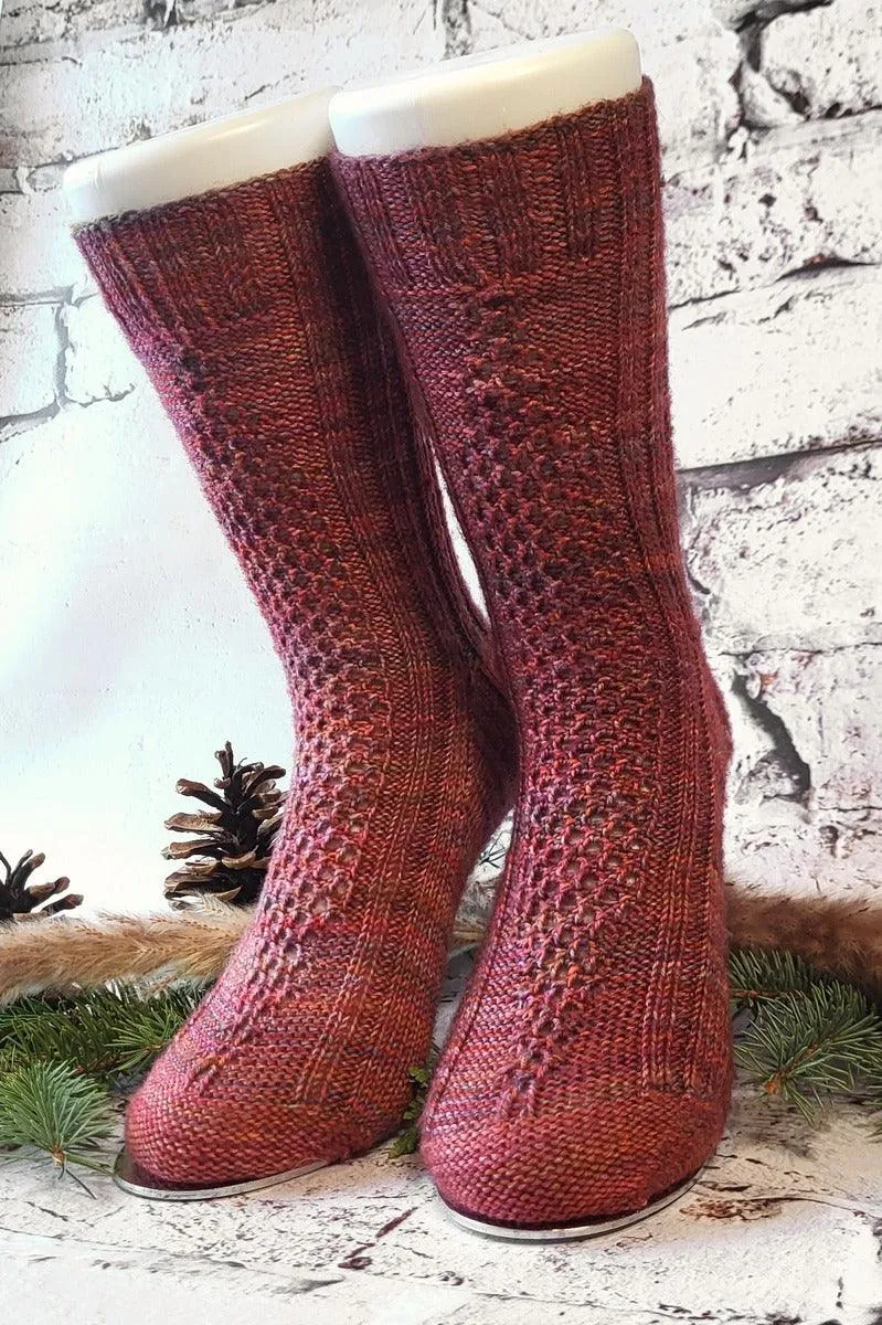 Vigne Vierge Socks - knitting pattern and knitting kits
