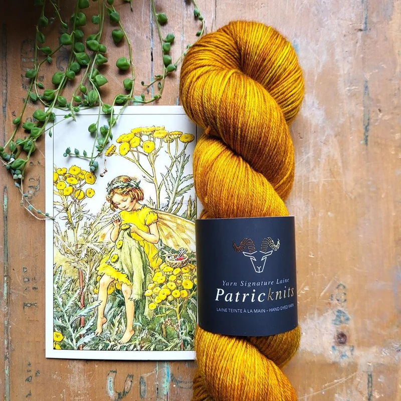 Vigne Vierge Socks - knitting pattern and knitting kits