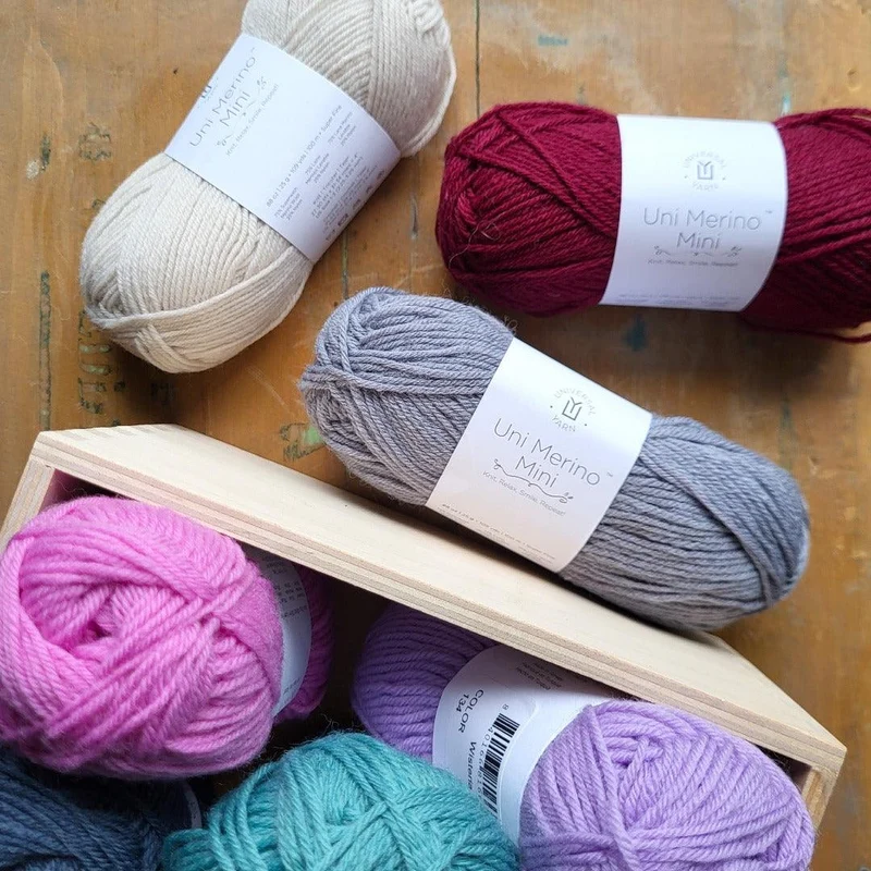 Uni Merino Mini Skeins - 25g - UNIVERSAL 🐦