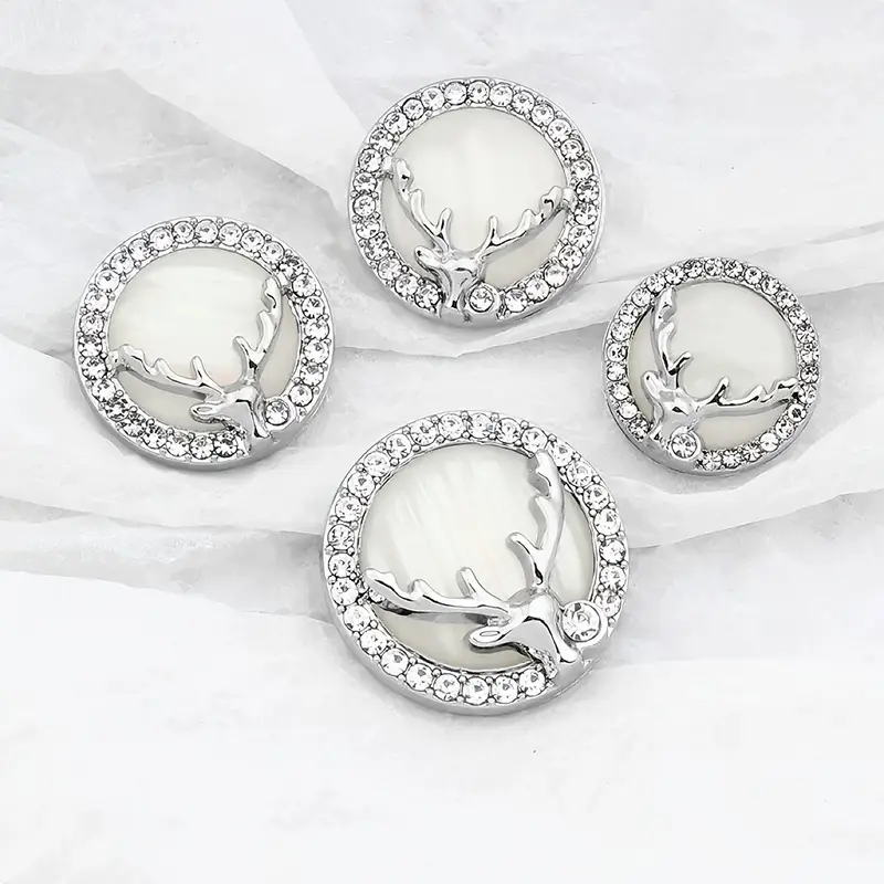 Boutons 18 mm en métal de luxe, motif cerf élégant, avec accents strass
