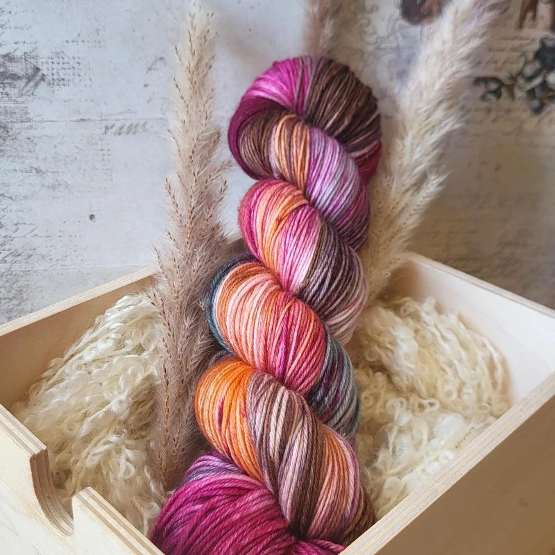 Stratum Socks | Knitting kit