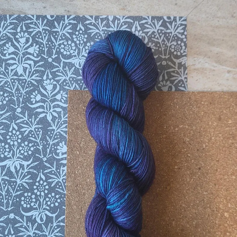 A Hole Lotta Ribs Socks | Knitting kit