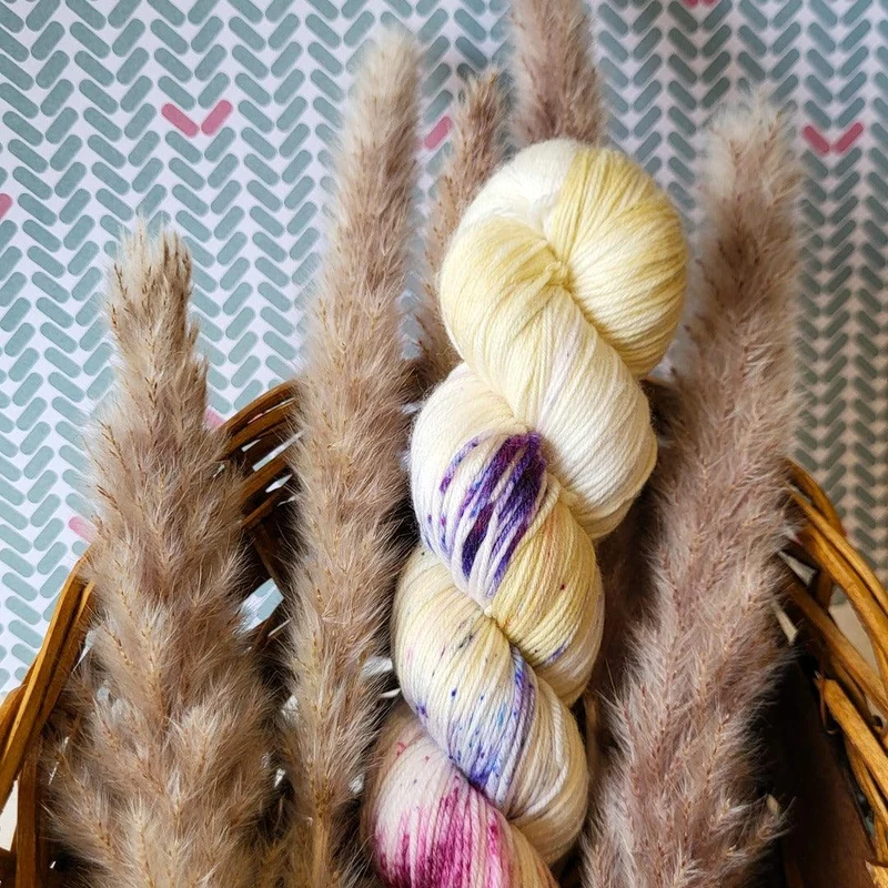 Sweet Pea Shorties socks | Knitting kit