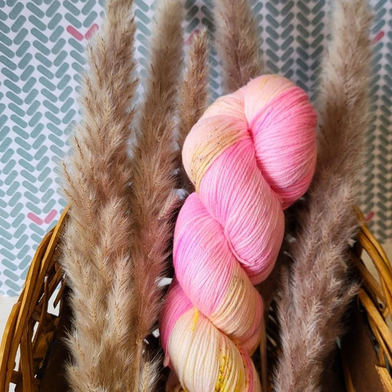 Sweet Pea Shorties socks | Knitting kit