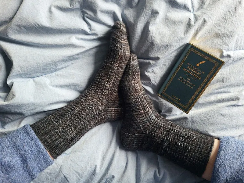 A Touch of Lace Socks | Knitting kit