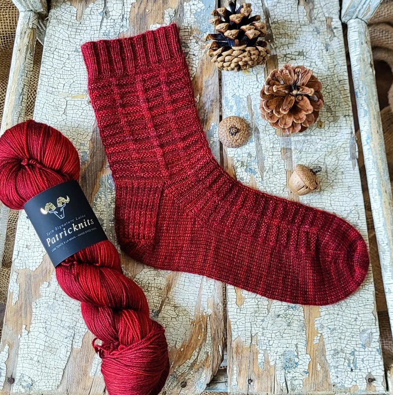 Textured Socks - FREE SOCKS KNITTING PATTERN