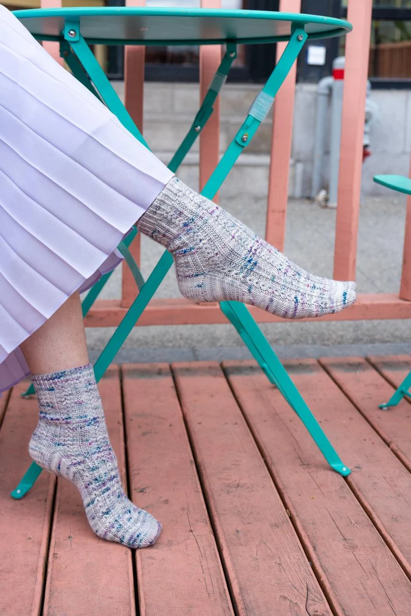 Onshore Breeze - Sock Pattern