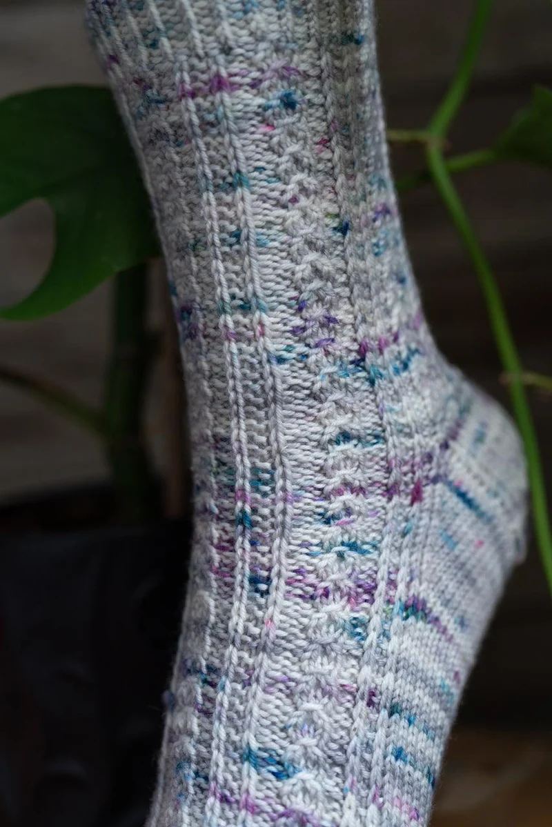 Onshore Breeze - Sock Pattern