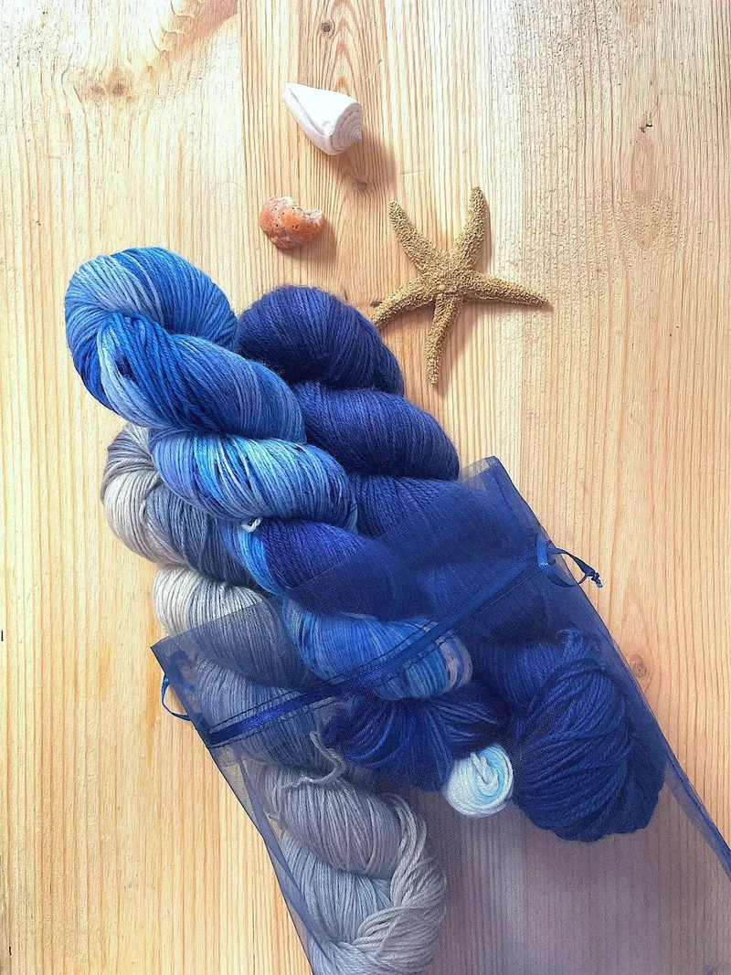 Sock Knitter Vacation Box - KNITTING KIT