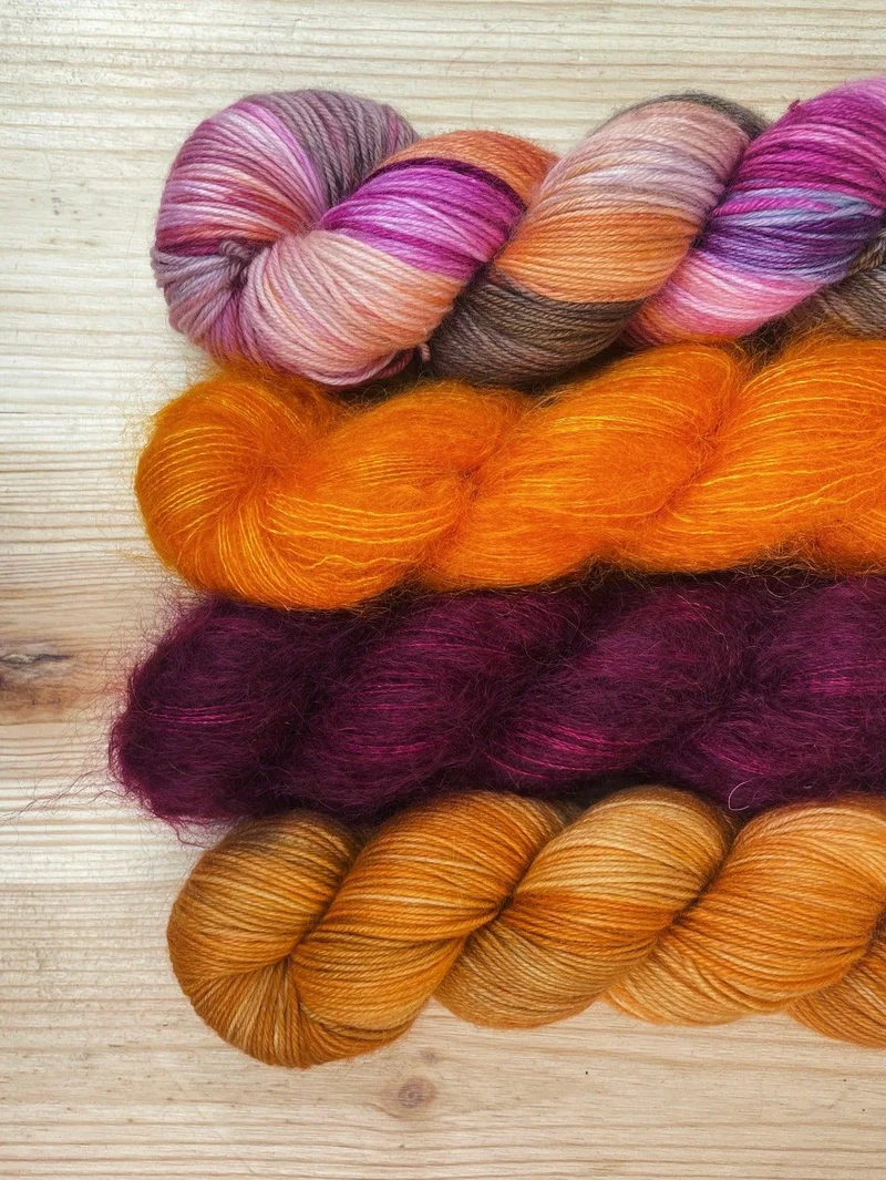 Life In Full Bloom Knitting kit