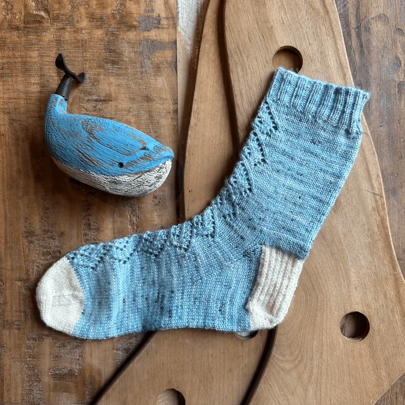 Water Slide Socks - KNITTING PATTERN
