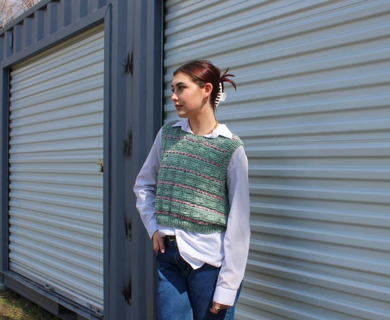 Festive Biscuit Vest - KNITTING KIT