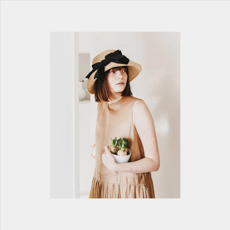 Chapeaux et Accessoires en Raphia Crocheté