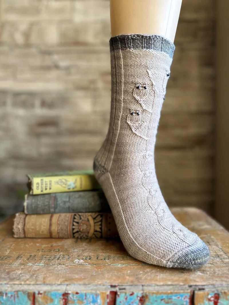 AUGUST POCUS - Socks knitting pattern re-edited version