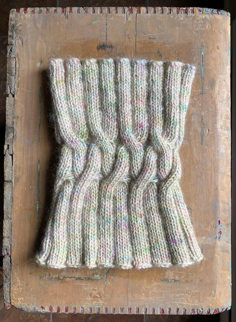 Surprise Cowl Knitting pattern