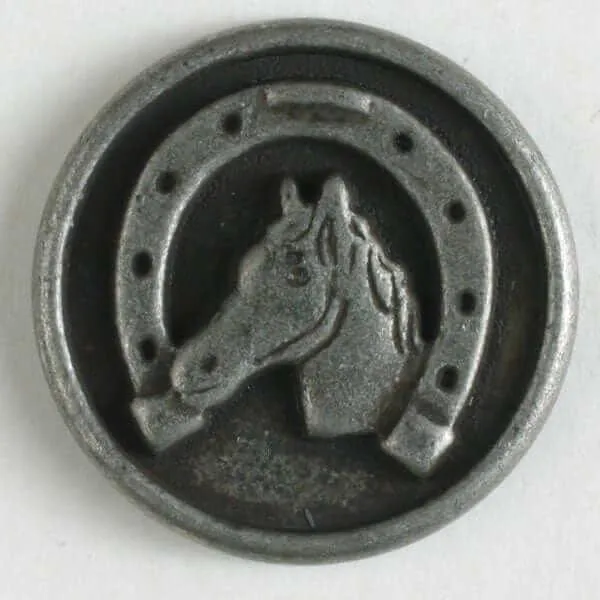 Antique metal button 3192