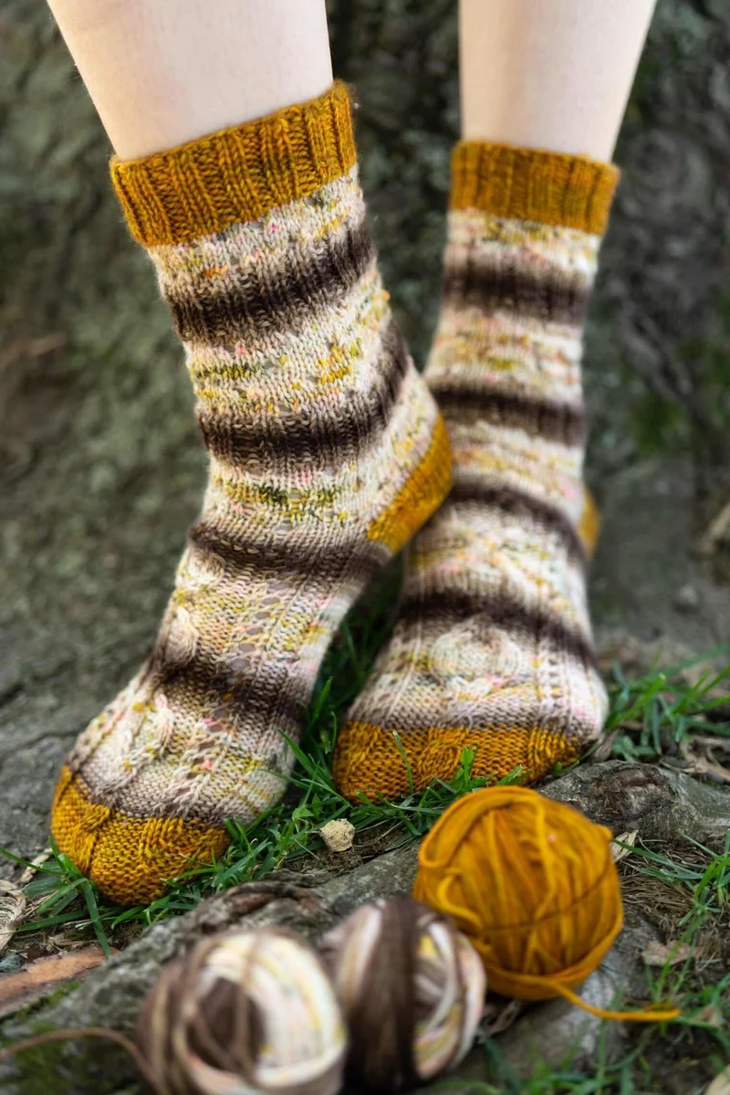 Tree Hollow Knitting kit