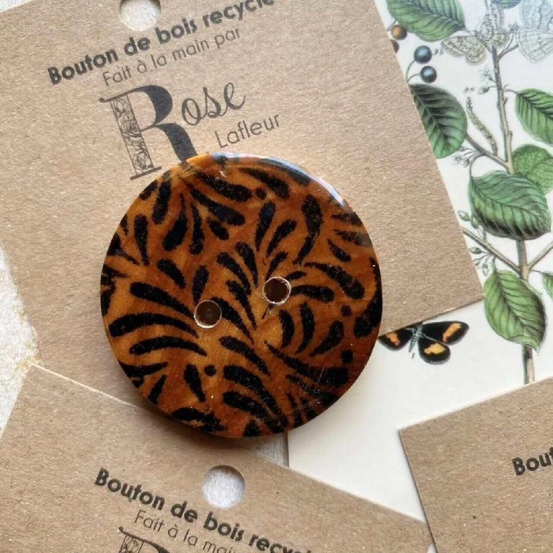 Wood button - Rose Lafleur