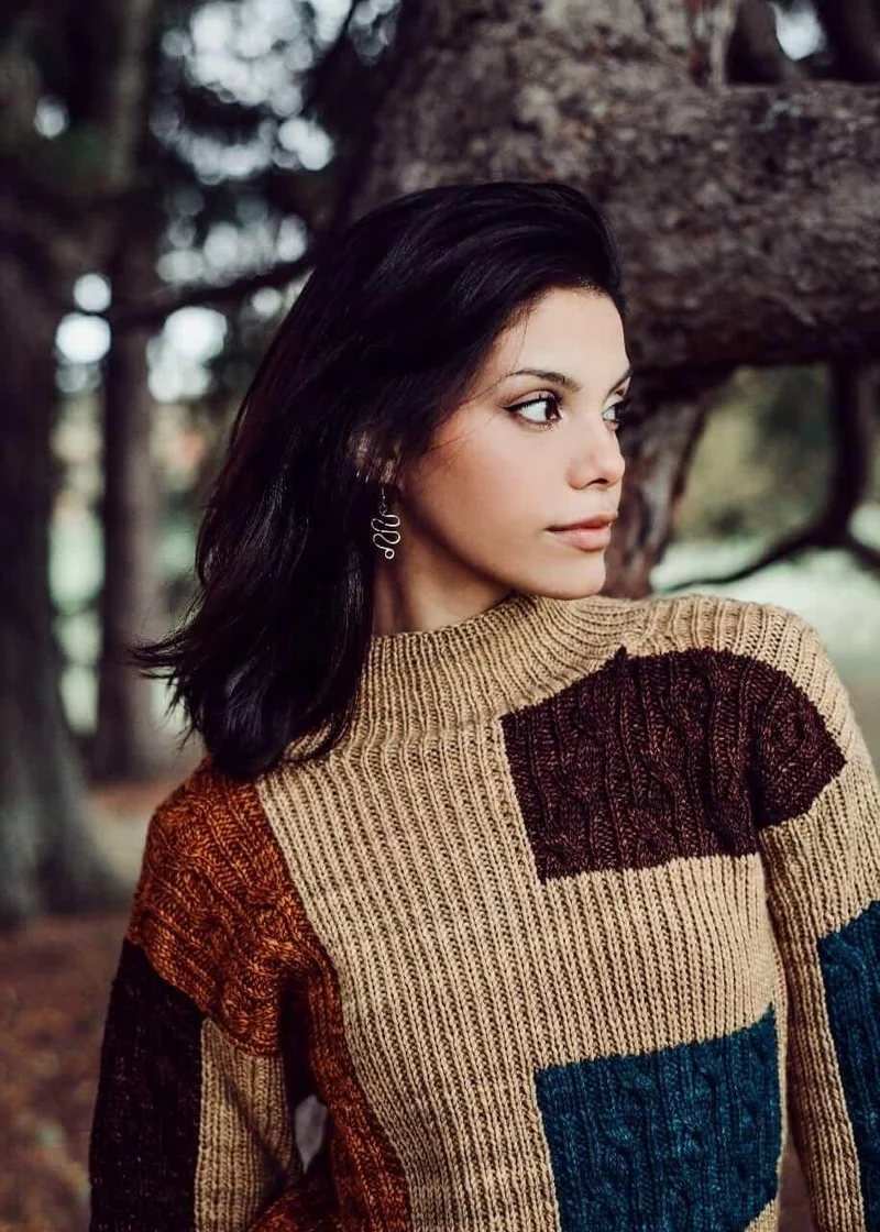 Iris - Pullover style patchwork - Knitting Pattern