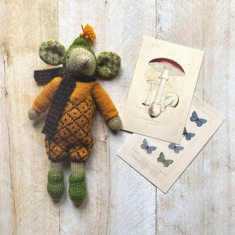 Selbie Mouse Knititng Kit