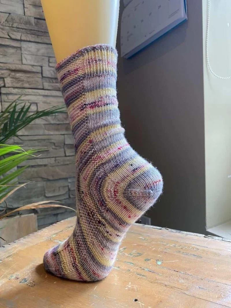 Stoïque Free sock pattern