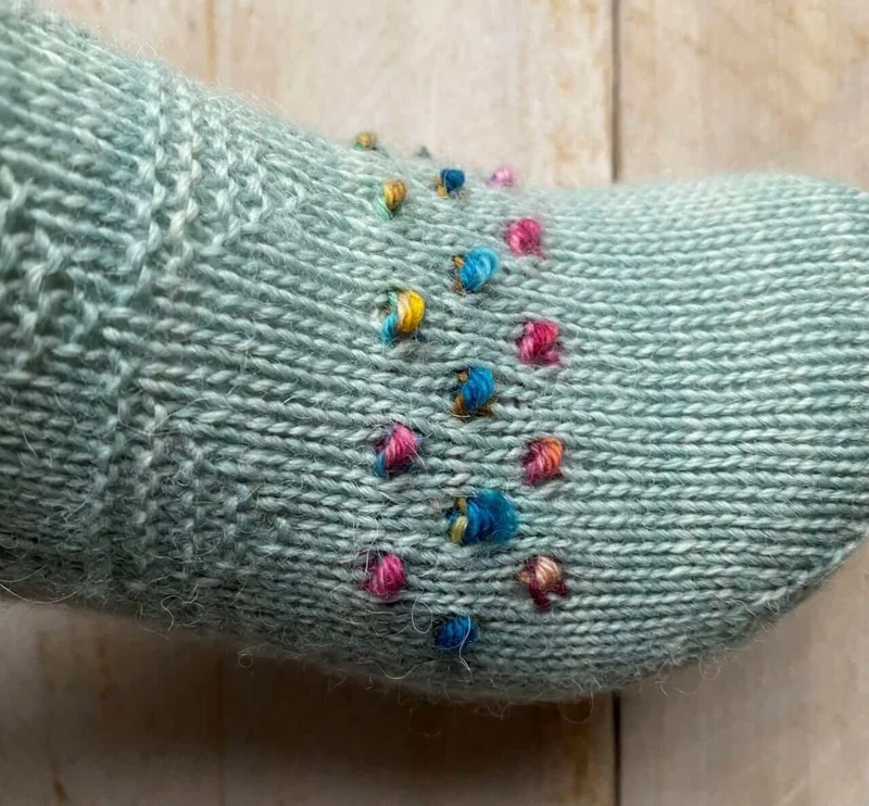 Finish Line Knitting Kit