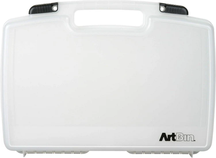 Large plastic carrying case - 31.2 X 42.2 X 9.4 CENTIMETERS CENT