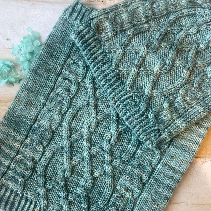 Skadi Matching Hat & Cowl - Knitting Patterns