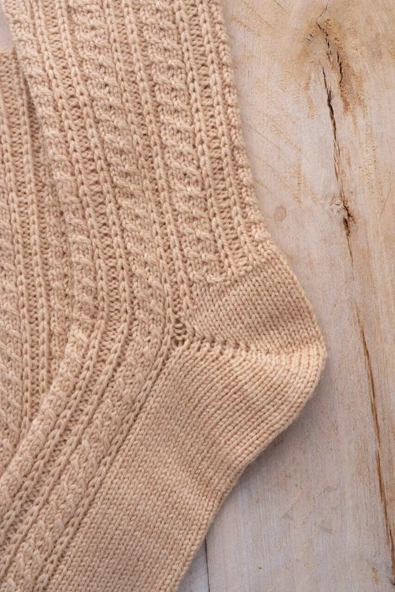 Seaward Flow Socks Socks Pattern