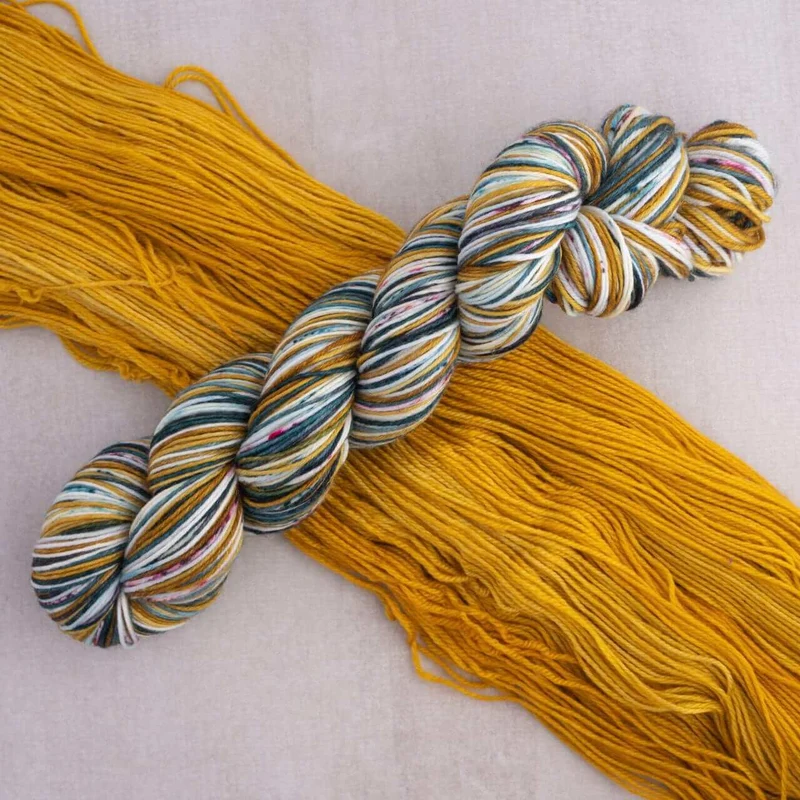 Chevron Chase Knitting Kit