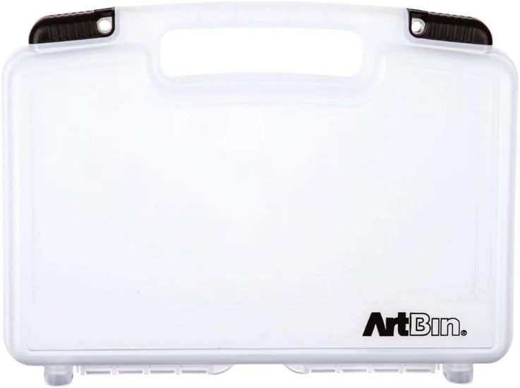 Large plastic carrying case - 26.4 X 35.4 X 8.4 CENTIMETERS CENT