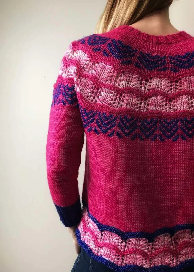 Pretty in pink Pullover Free knitting Pattern