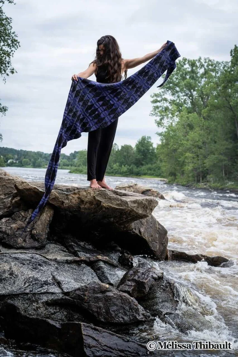 Kit to crochet Mélissa Thibault's SERENITE shawl pattern