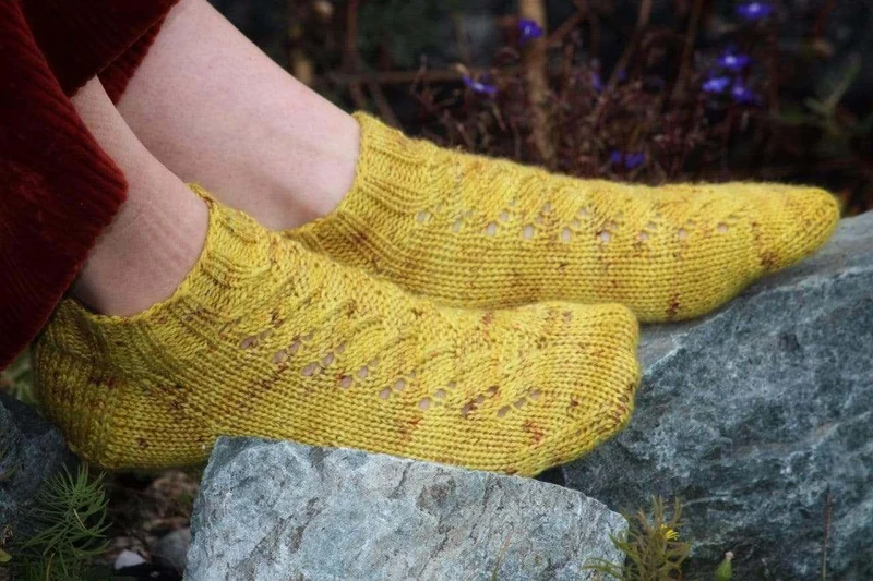 Anya Shorties socks Free Knitting Pattern