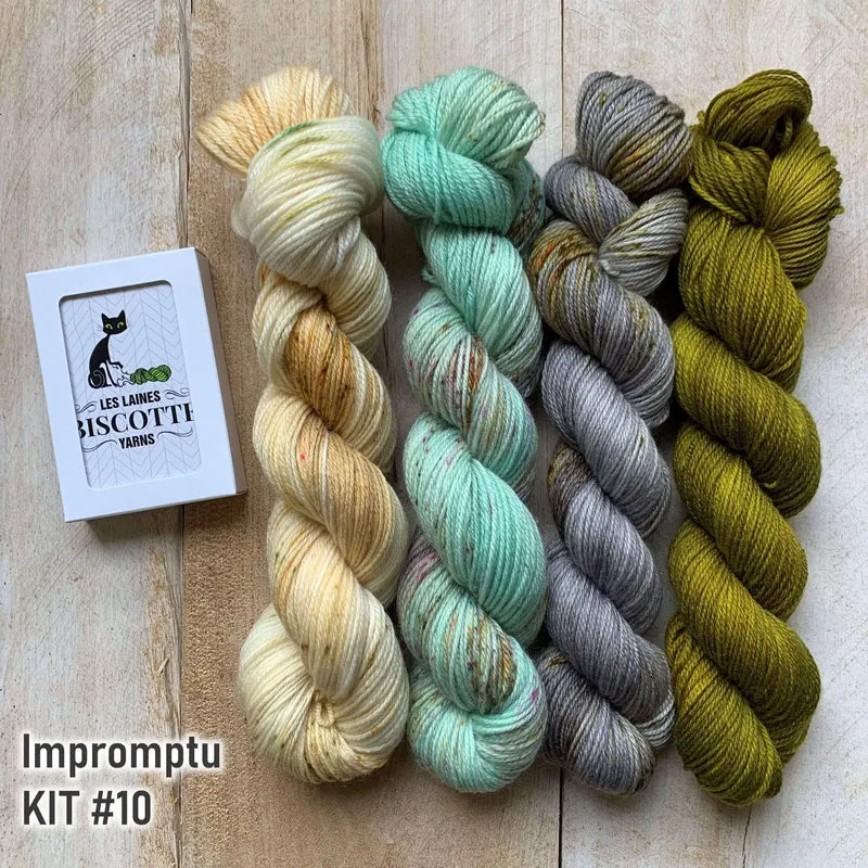 Biscotte's Shawl Knitting Game Kit Played with a Deck of Cards - SUPER SOCK ONLY