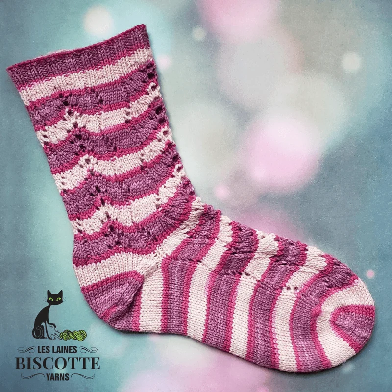 Flamingo Flamenco Socks Knitting Pattern
