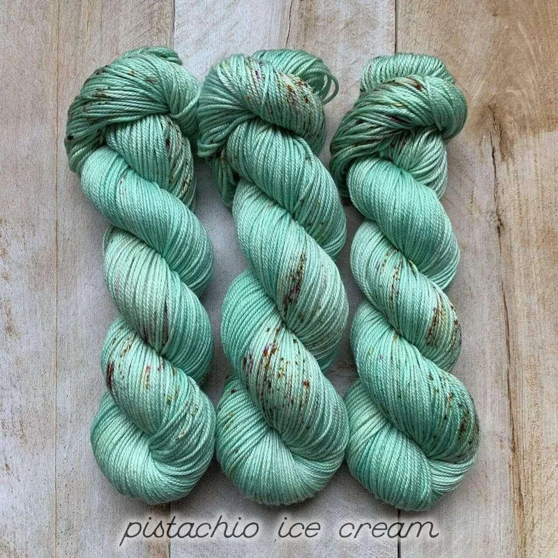 DK PURE LR PISTACHIO ICE CREAM