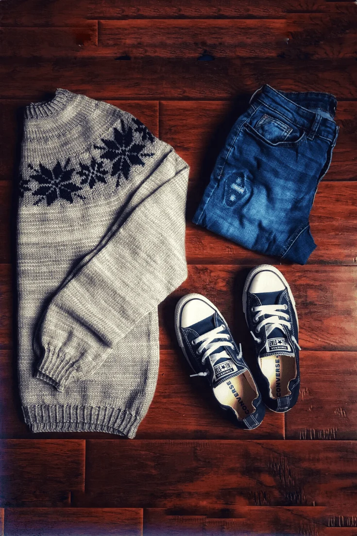 Lilium Pullover - Knitting pattern