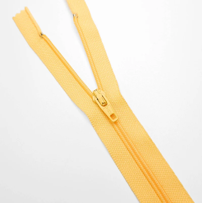 YKK | Fermeture éclair à bout fermé | Spirale | #2 | 6 3/4'' - 17 cm | SS236 - SS247
