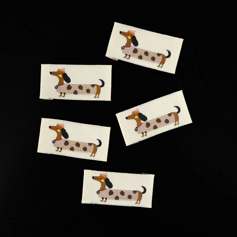 5 étiquettes | Motif chien saucisse (teckel)