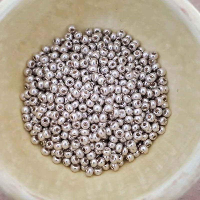 Czech Seed Beads Beads 6/0 (4mm)