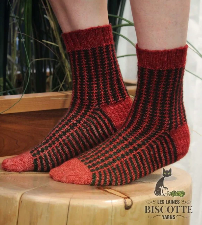 Longueuil Free sock pattern