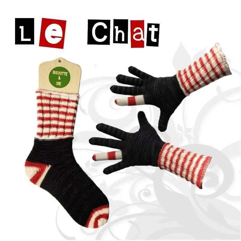 Knitting Kit for Socks or Gloves LE CHAT
