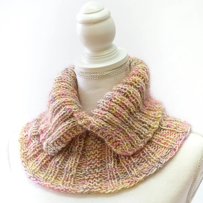 Cache-Cou Doux - Free Pattern & Optional knitting kits