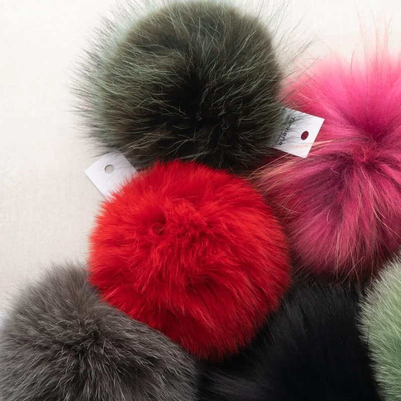 Pom pom by Tannerie des Bois-Francs
